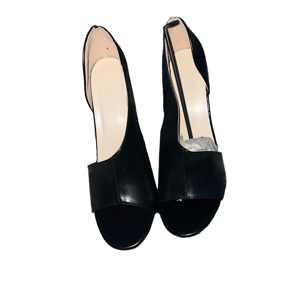 Black High heels